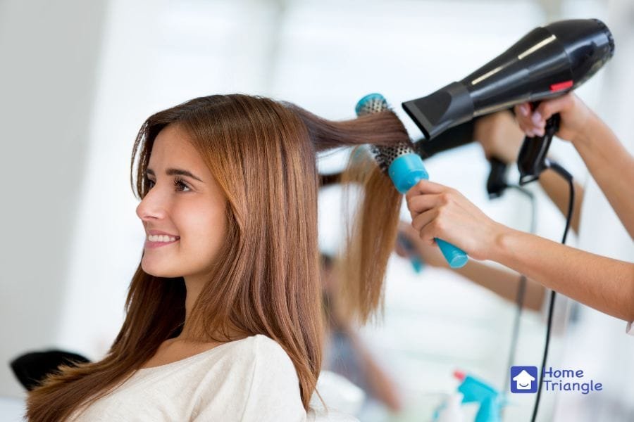 https://hometriangle.com/blogs/content/images/2024/11/salonathome.jpg?utm_source=chatgpt.com